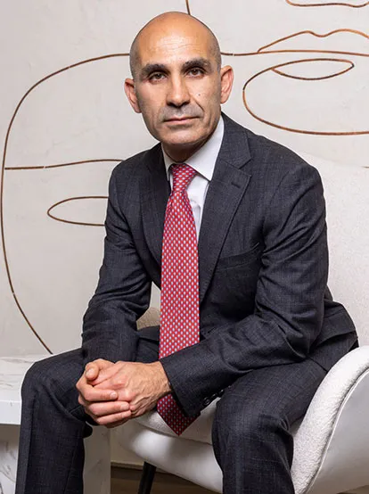 PEYMAN SOLIEMAN, MD (photo)