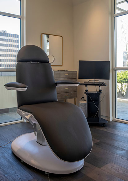 Viewing room at beverlyhillsprofiles (chair)