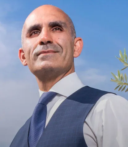 Dr. Peyman Solieman, MD (photo)
